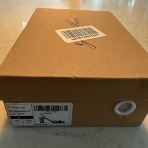 Brand Genshuo White Heels